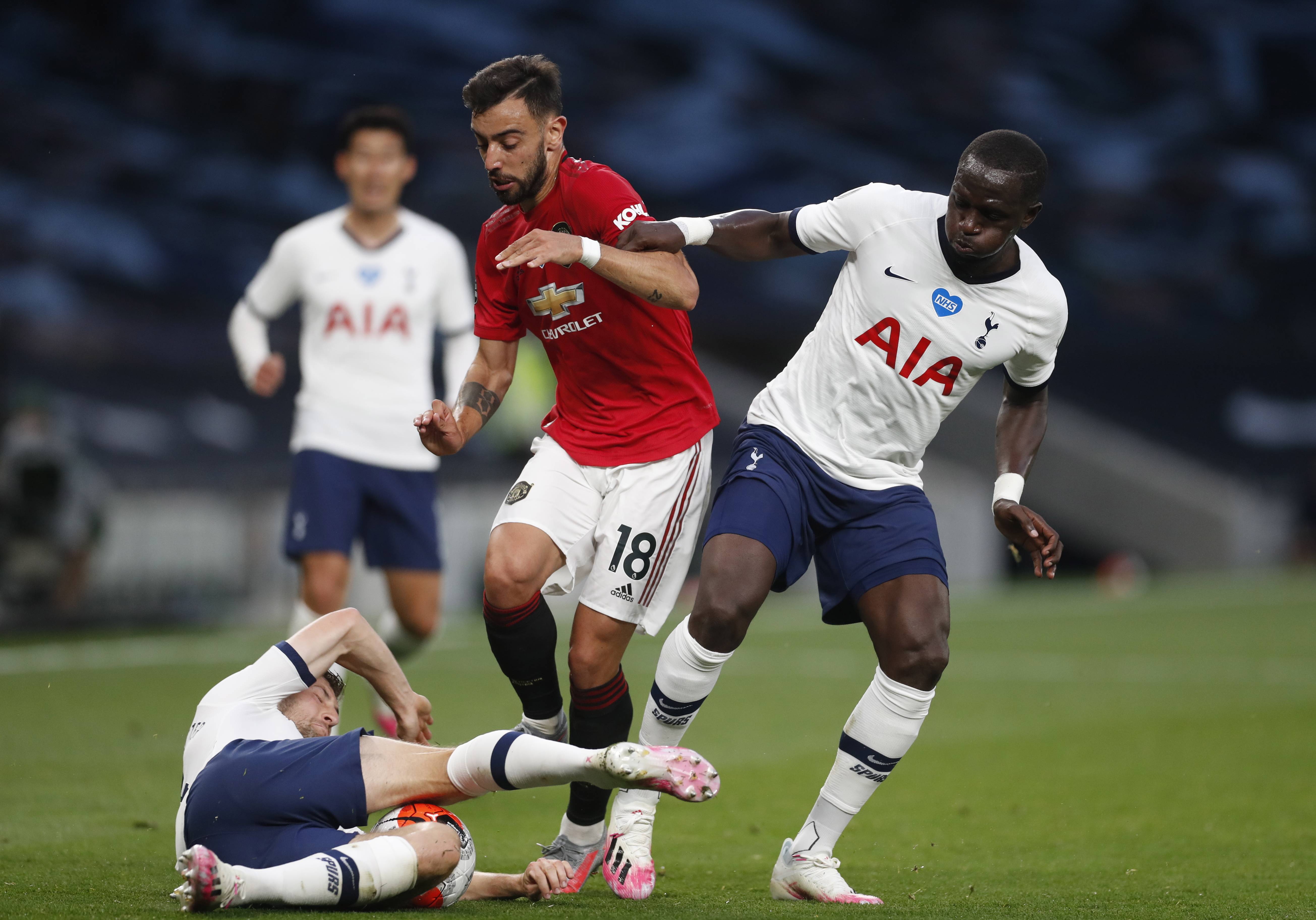 也在世界比 也在世界比